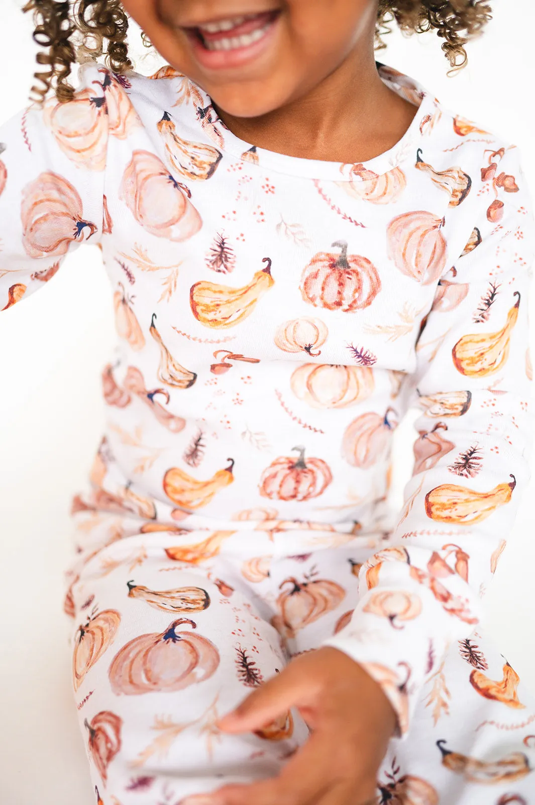Organic Lounge Set in Golden Gourds