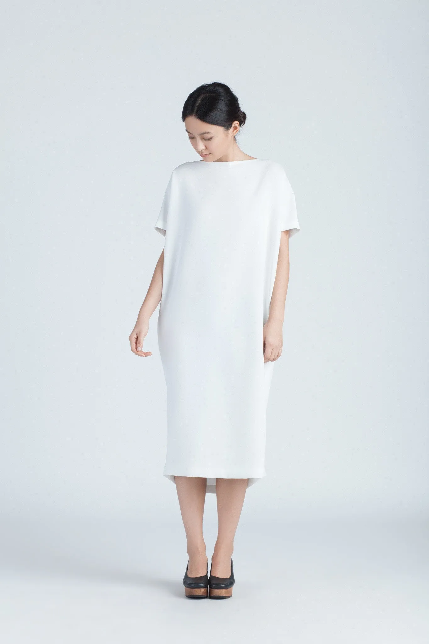 Triangle Midi Dolman Open Back Dress - White